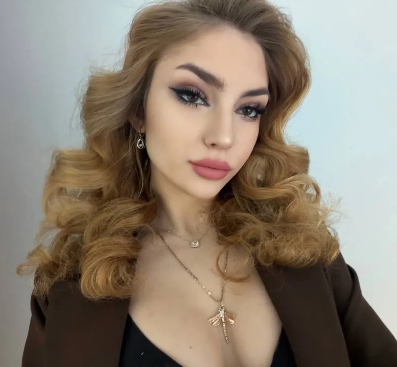 Анастасия Н, Мастер